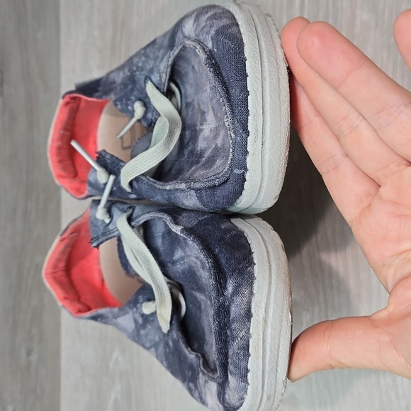 Hey Dude Women Wendy Tie Dye Navy Loafer Slip On Shoes Sz 7 - Picture 4 of 11
